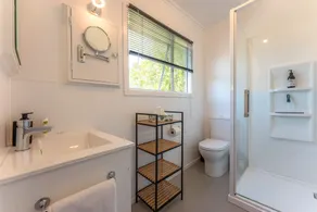 Four Palms Cottage - Onetangi Holiday Home - Image 2
