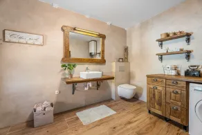 Hacienda Sylvia - secluded 4-bedroom villa with 45sqm heated pool - Image 2