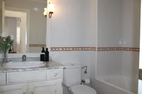 Stor villa med 3 soveværelser, gratis trådløs internetadgang - Image 4