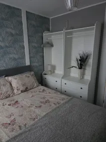 Pet friendly sleeps 6 Chalet Bridlington free elec - Image 3