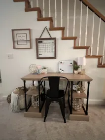 Cozy Farmhouse with 4 Bedrooms and 3 Baths - Image 3