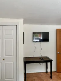 Boutique & Spacious Home w/ Parking & Privacy - On Hawaiian Time - Image 3