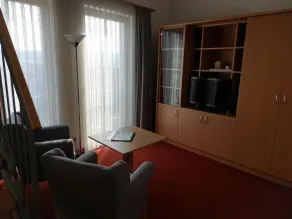 Gallery apartment with fully equipped kitchen - Image 3