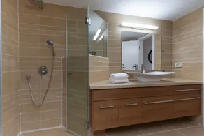 Huge Pampering Villa 5 BR with Jacuzzi - Image 5