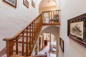 Agradable apartamento apropiado para familias con jardín, internet de alta velocidad y barbacoa | Vistas a la montaña - Image 2