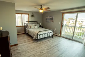 Huge 3BR, 3Bath, 2000 sqft. short walk to beach - Image 5
