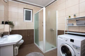 Appartement d'une chambre avec le balcon et la vue sur le mer Tisno, Murter (A-812-c) - Image 2