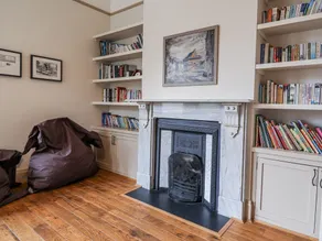 Holly Lodge - Image 4
