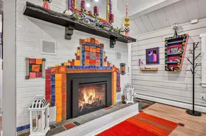 Quirky cabin retreat on 4 acres w spa, arcade rm, art&book loft -- near Hershey - Image 2