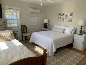 Ocean Ave 5BR: Huge Fenced Yard, Pet Friendly, 2 Houses to Beach + Shark Park! - Image 4