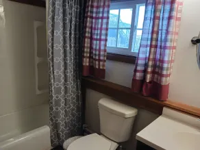 Beachfront Vacation Cottages - Image 3