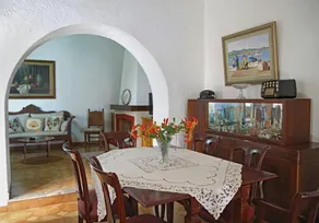 Traditional house with inner courtyard - AC - WIFI - 5min walk from beach - Image 2