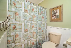 Hobbs Realty - \"Kingry Hideaway\" - a lovely 4-bedroom oceanfront home just steps from the ocean - Image 5