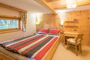 Cosy Vacation Home \"Chalet Zur Auszeit\" in the Zillertal Area with Mountain View - Image 5