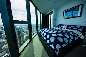 New Year eve’s Fireworks & BayView Apt in CBD - Image 4