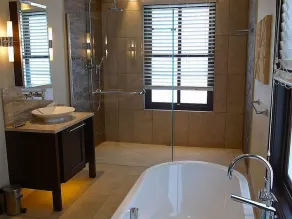 Stylish decorated 03 bedrooms villa with pool and views on the Ocean - Image 3