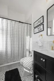 High-End 4bd: hottub, Mini golf, gameroom, firepit - Image 4