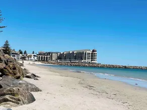 Beach Escape no 10: Sun, Sand, and Beach Await! Bring Your Pets Along! - Image 3