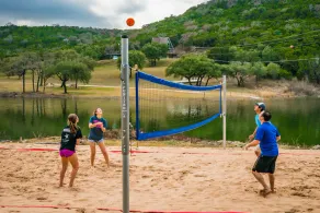 LAKEFRONT * SEE TRAVIS + Pool / HotTub + Sand Vball + Kajaks + Dock + Outdoor-Küche + 4 Hektar - Image 3