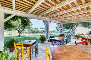 Farmhouse 'Casale Storico Xvii Sec - Tulipano' with Mountain View and Shared Pool - Image 5