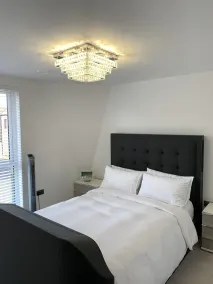 G2 Luxury Rooms - Image 5