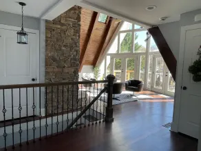 The Chalet on Lake Wylie, 5000 sq ft, Sleeps16, Pet Friendly, Close to Charlotte - Image 2