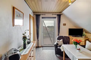 Apartamento 'Ferienwohnung Karin' com jardim privado e varanda - Image 2