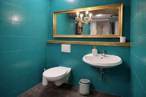 Artist Studio in City Center - Image 2