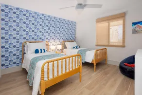 Stunning Gulf Front Three Bedroom Sanibel Condo - Image 3