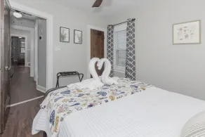 Rare Cleveland Apt: Heart of Little Italy! With Sauna & Hot Tub! - Image 5