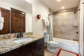47 River Run Townhomes 3 Bedroom Townhouse by RedAwning - Image 4