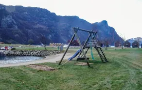 Strandhaus mit 3 Schlafzimmern in Dirdal - Image 2