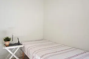 5 personas casa en Aakirkeby - Image 5