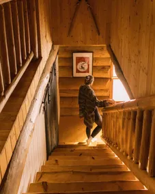 The Wood House-- Scandinavian log cabin in Muskoka - Image 2