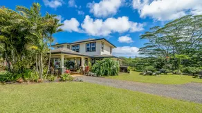 Featured on Staycation TV Stunning Modern Home Surrounded by Nature - Image 4
