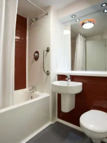 Travelodge London Greenwich - Image 5