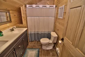 10BR 6BA, SLPS 28 50 ACRES BSK CT Putting Green Hot Tub Pool Table Tesla EV CHGR - Image 3