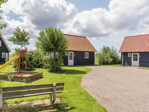 Atmospheric Holiday Home Near the Oosterschelde - Image 4