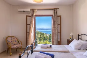 Villa Andonis, stor villa med privat pool og havudsigt - Image 4