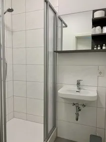 Single room-Classic-Private Bathroom-No view-Apartment - Image 3