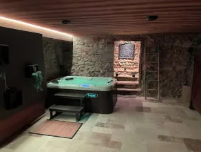 Perougeoise house with private jacuzzi - Image 3
