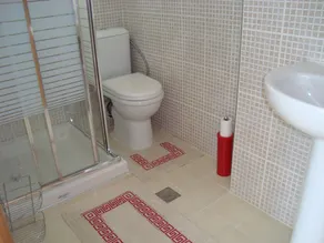 Belle villa individuelle de 3 chambres avec piscine donnant sur une oliveraie - Image 5