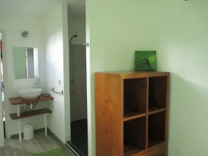 Smuk udstyret bungalow - 3 aircondition - Fremragende strand 40 m ved privat servitut - Image 3