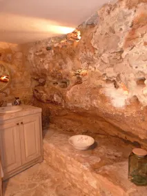 \"Charming troglodyte house near Sarlat - Image 4