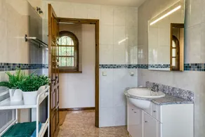Villa \"Castell Mirto\" mit privatem Pool, Terrassen und WLAN - Image 3