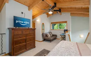 Slice Of Heaven 3 Bedroom Home by NW Comfy Cabins by RedAwning - Image 5