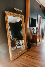 1 bedroom Modern Victorian in heart of downtown - Image 3