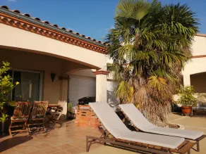 30 m2 guest room with private bathroom and breakfast included.  - Image 4