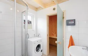 Nice home in Süssau/Ostsee with sauna - Image 5