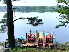 Ruth's waterfront cottage near Pembroke - Image 4
